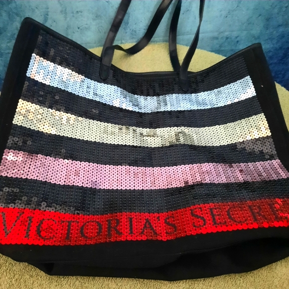 Victoria's Secret Handbags - VICTORIA'S SECRET BLACK SEQUIN STRIPE WEEKENDER BAG GETAWAY CARRY ON LARGE TOTE